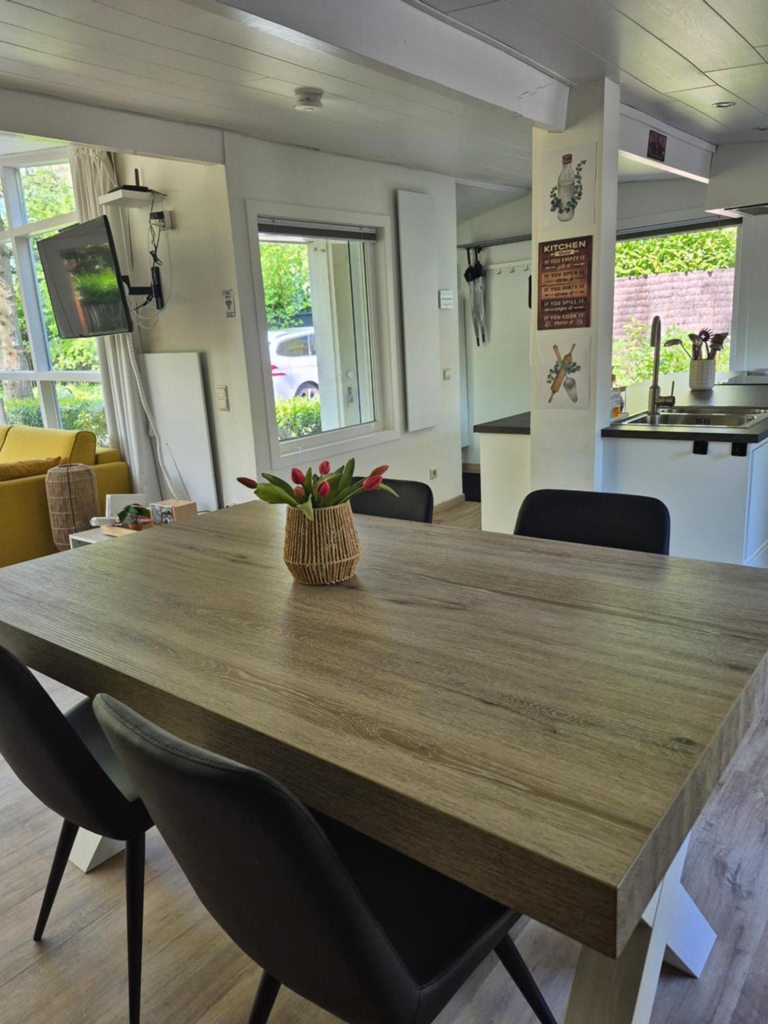Chalet In Ursel อาลเตอร์ ภายนอก รูปภาพ